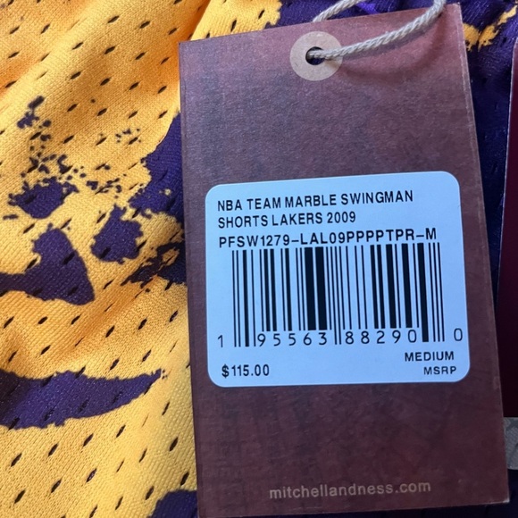 NBA Los Angeles Lakers Swingman Marble Short - Picture 5 of 5
